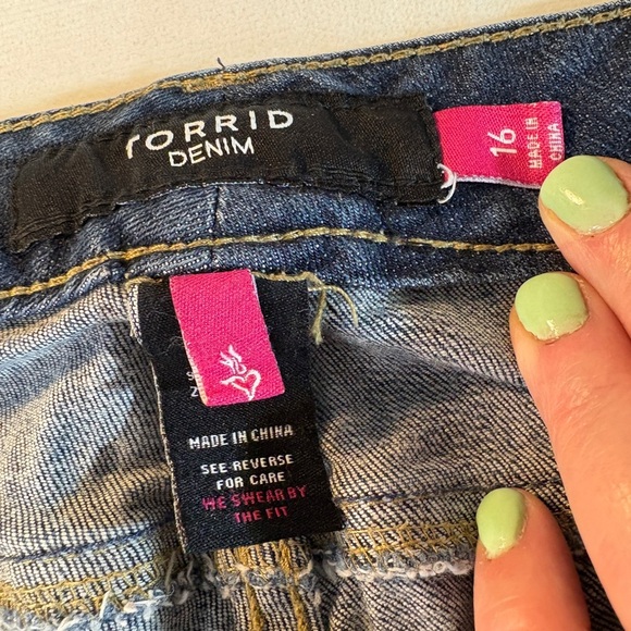 Torrid Blue Straight Leg Jeans Classic Denim - Picture 3 of 6